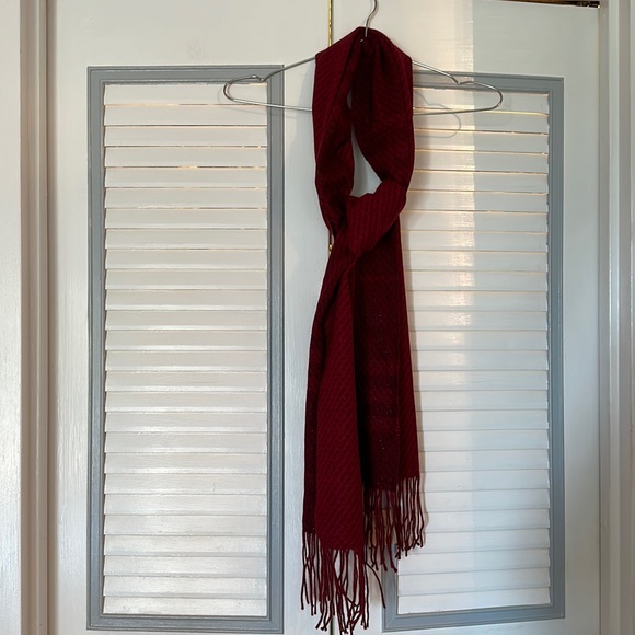 NWT Burberry 72% Lambswool 24% Angora 4% Metallic Fibers Claret Check Scarf - Picture 1 of 7